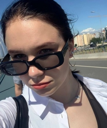 Анкета проститутки Вика - Фото, г. Снятын, 18 лет, №14885